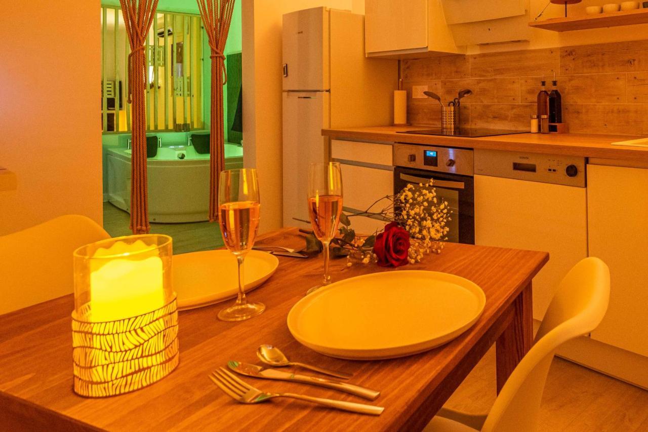 Le Lovely Narbonnais - Balneo & Sauna นาร์บอนน์ ภายนอก รูปภาพ