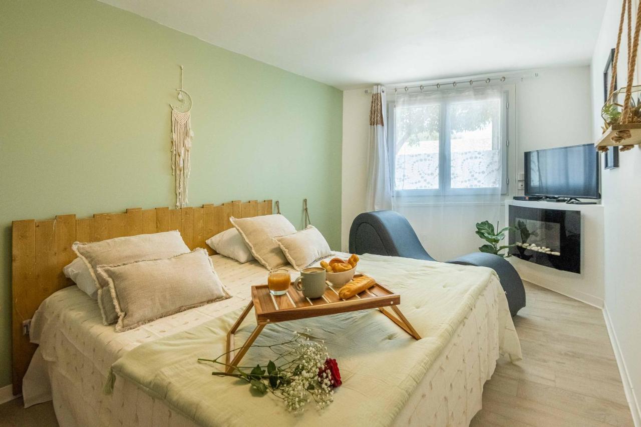 Le Lovely Narbonnais - Balneo & Sauna นาร์บอนน์ ภายนอก รูปภาพ